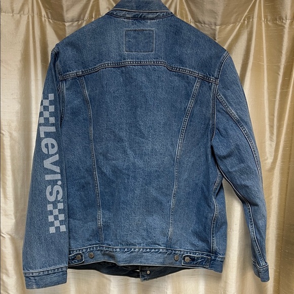 Levi's Classic Blue Denim Trucker Jacket red tab 2XL - Picture 5 of 9